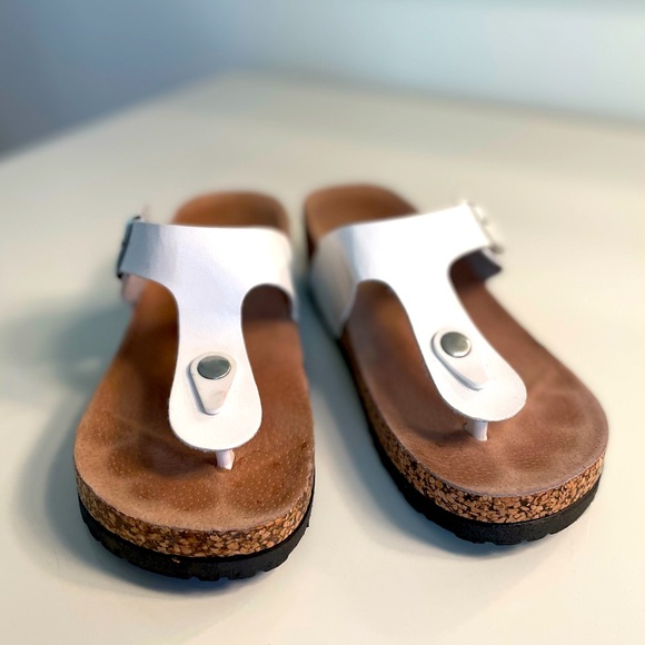 Comfy Sandals size 5.5 - Picture 2 of 6